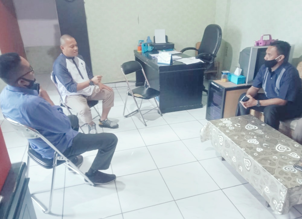 Kasubag Pengkajian dan Perundang-undangan Setda Kota Palu Mewakili Kabag Hukum Menerima Tamu Tim Tinjauan Kerja Dari Kab.Boalemo Prov. Gorontalo Pada Hari Jum