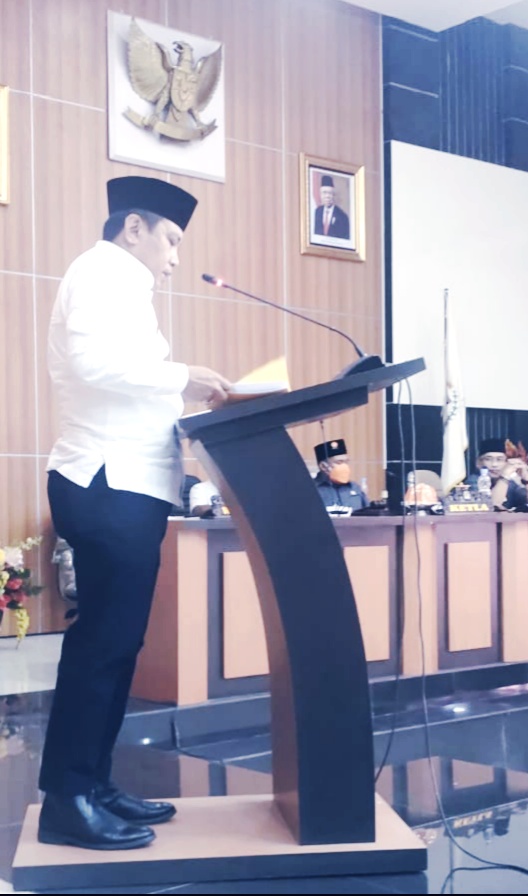 Rapat Paripurna Di DPRD Kota Palu