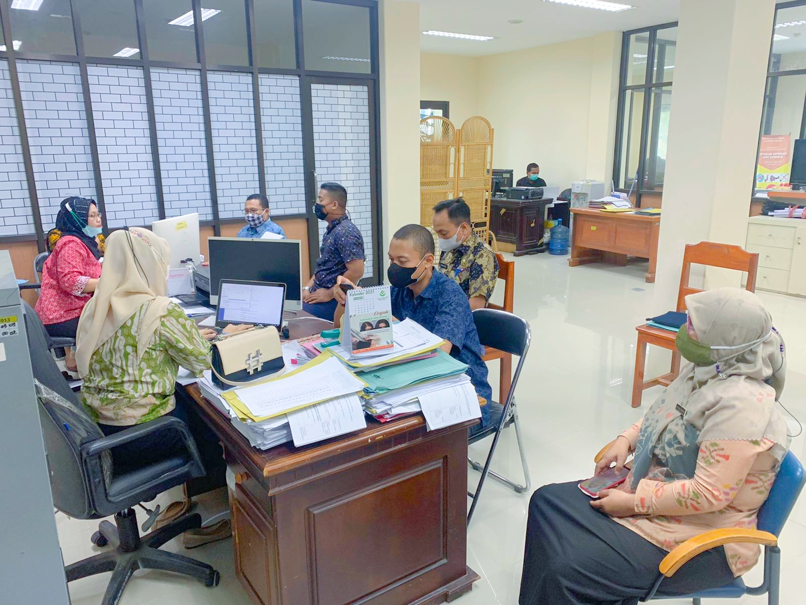 Konsultasi Membahas Fasilitasi Perwali Tentang Parkir di Biro Hukum Provinsi Sulawesi Tengah ( 2 September 2021 )