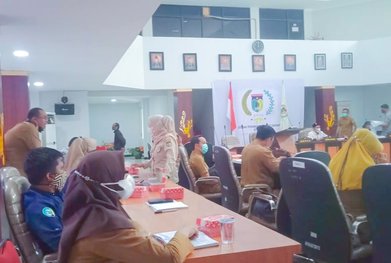,,Rapat Badan Anggaran Membahas Sarana dan Pendapat Kepada Waki Kota Palu Dalam Rangka Mempersiapkan Rancangan Peraturan Daerah Tentang Perubahan Anggaran Pendapatan dan Belanja Daerah Kota Palu Tahun Anggaran 2021 diKantor DPRD Kota Palu 7 September 2021...