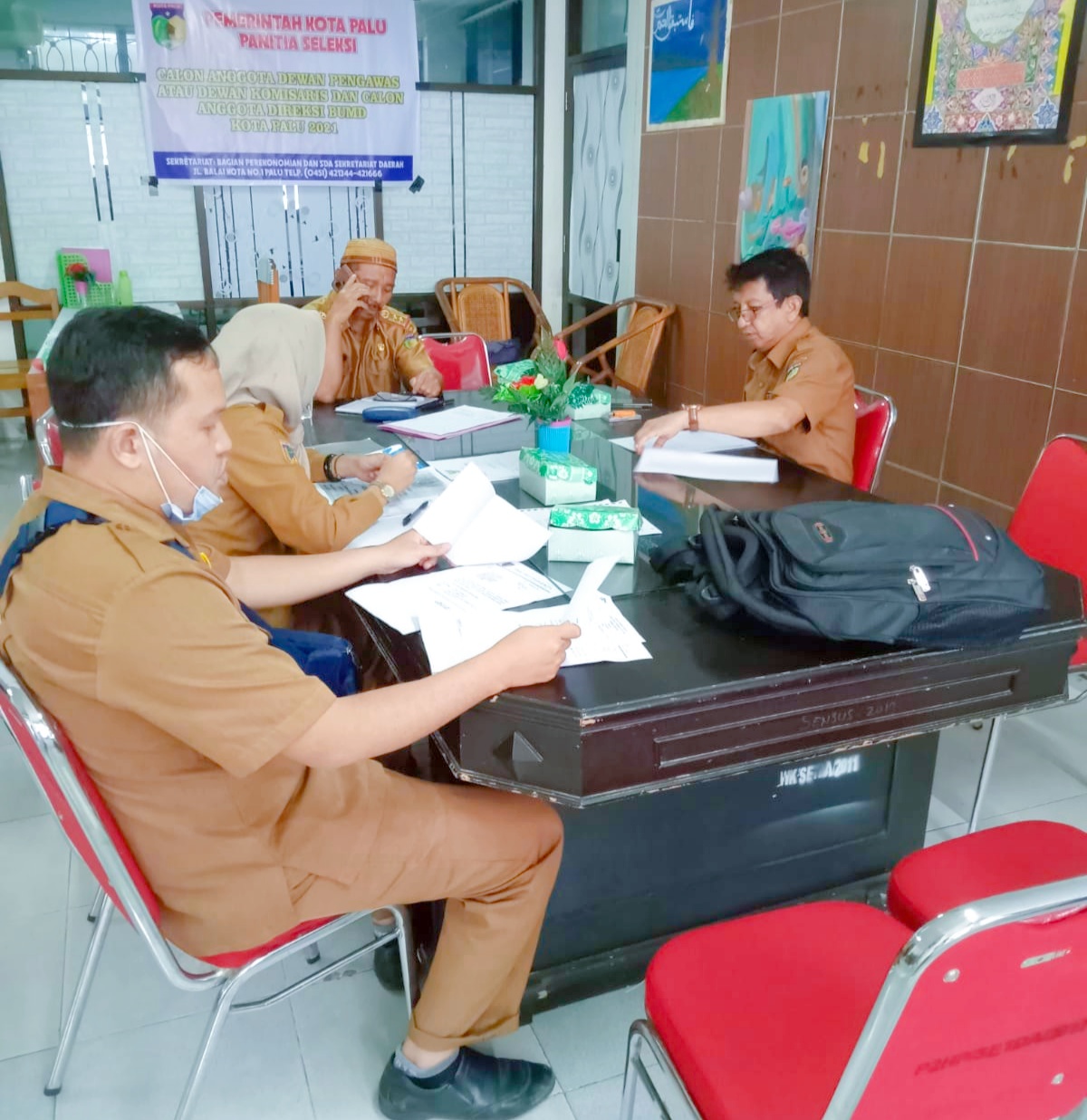 Rapat Dalam Rangka Penyelengaraan Rapat Umum Pemegang Saham RUPS PT. Bangun Palu Sulawesi Tengah Bertempat Bagian Ekonomi Setda Kota Palu Senin, 4 Oktober 2021