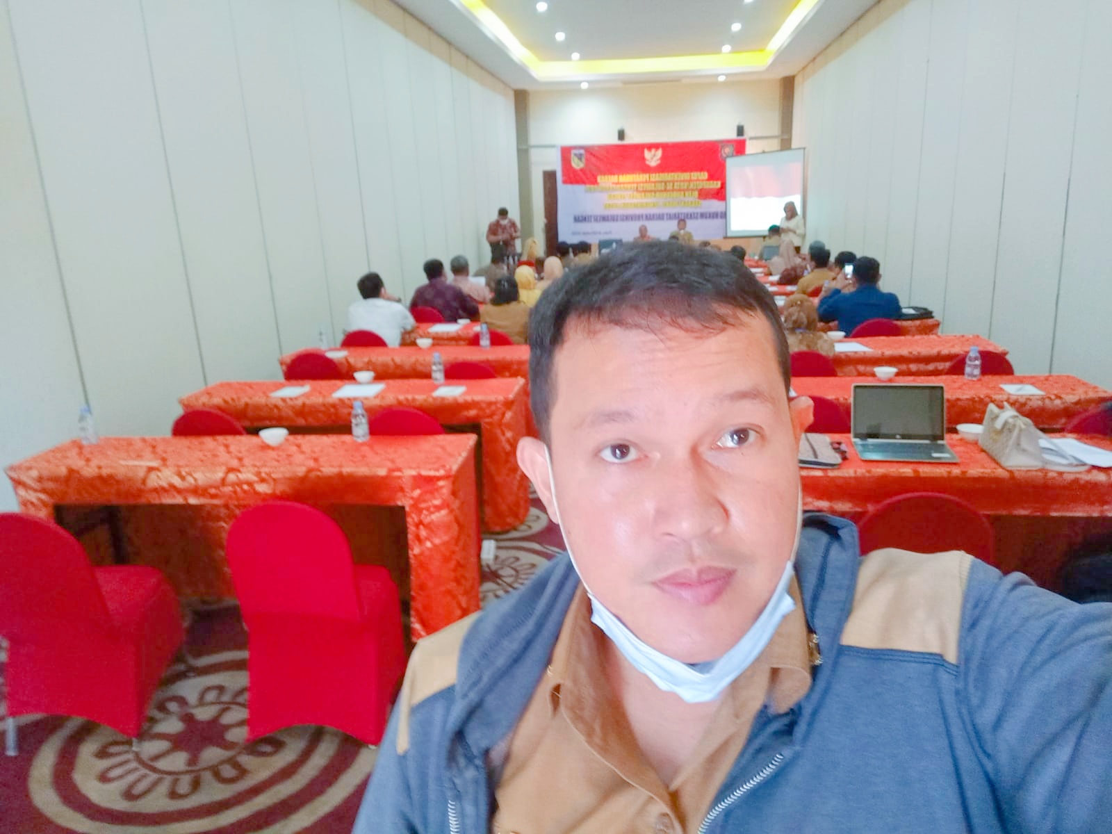 Rapat Inventarisasi Peraturan Daerah Kabupate/Kota Se-Sulawesi Tengah di Biro Hukum Provinsi Sulawesi Tengah, Senin 11 Oktober 2021
