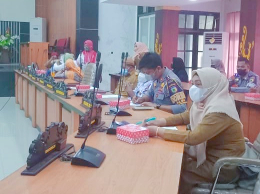 Rapat Anggota Badan Musyawarah (BANMUS) DPRD Kota Palu Membahas Rancangan Perubahan Pertama Masa Persidangan Caturwulan III Tahun Sidang 2021 di Kantor DPRD Kota Palu 11 Oktober 2021