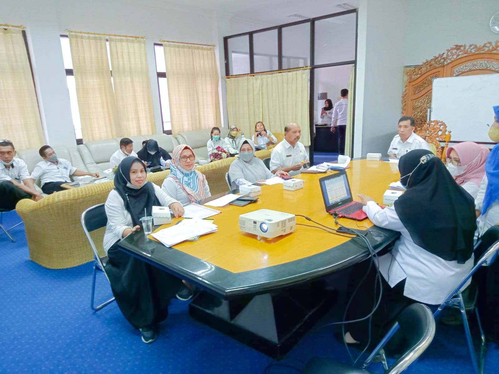 Rapat Realisasi Anggaran Semua Bagian Di Ruang Asisten 3 Setda Kota Palu, Rabu 13 Oktober 2021